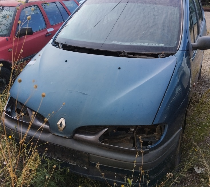 Автомобиль Renault Megane Scenic